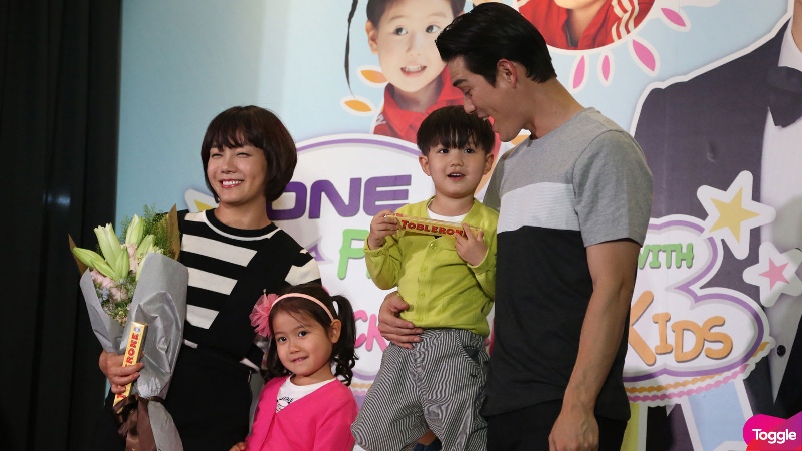 Ricky Kim and family captivate fans with their love Ricky Kim and family captivate fans with their love