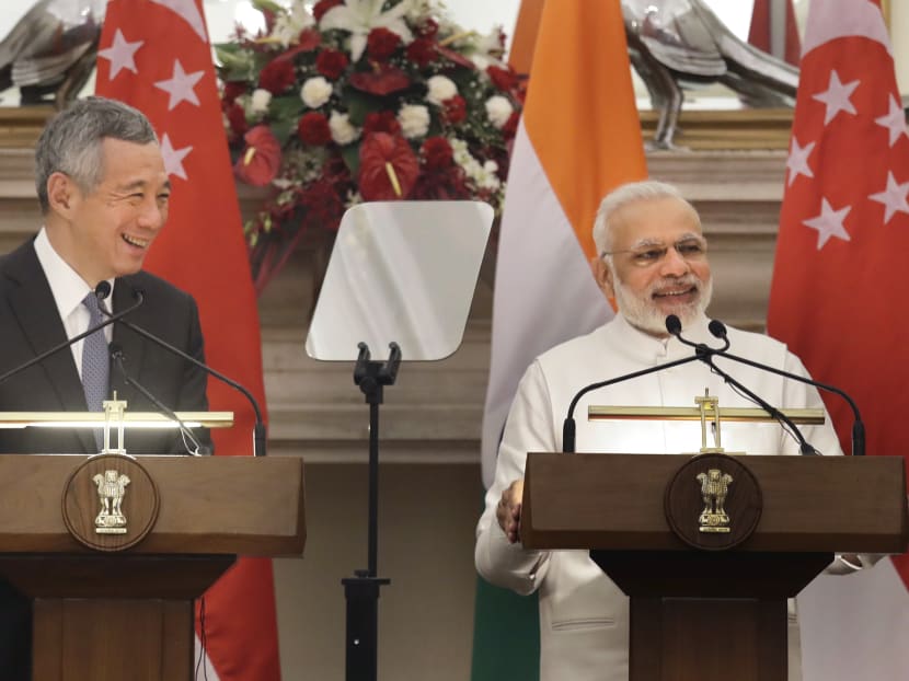 Singapore's Prime Minister Lee Hsien Loong (left) and India's Prime Minister Narendra Modi (right) in New Delhi on Tuesday, Oct 4, 2016. Photo: AP