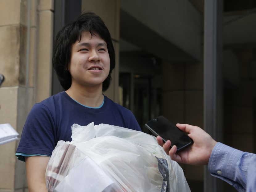 Singapore blogger Amos Yee talks to reporters outside of the US immigration field office after being released from federal custody following a US immigration appeals court's decision to uphold his bid for asylum, Sept. 26, 2017, in Chicago. Photo: AP