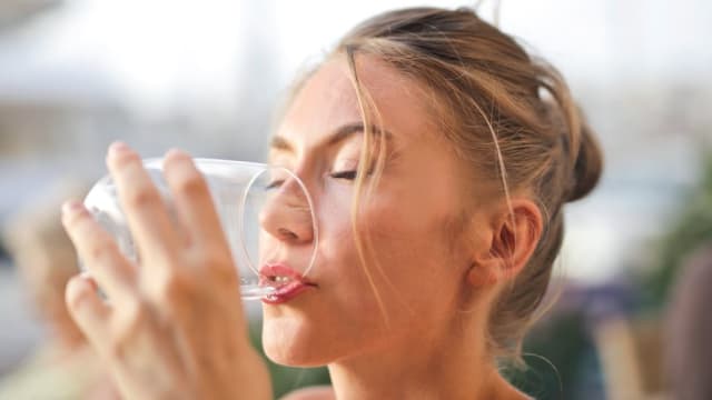 少喝水不会造成膀胱癌　男性患者为女性的4倍！