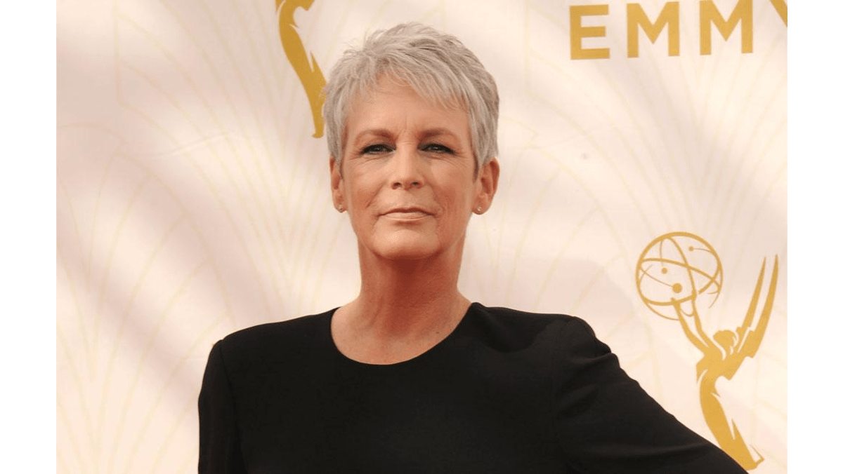 Jamie Lee Curtis hails her Halloween character 8days
