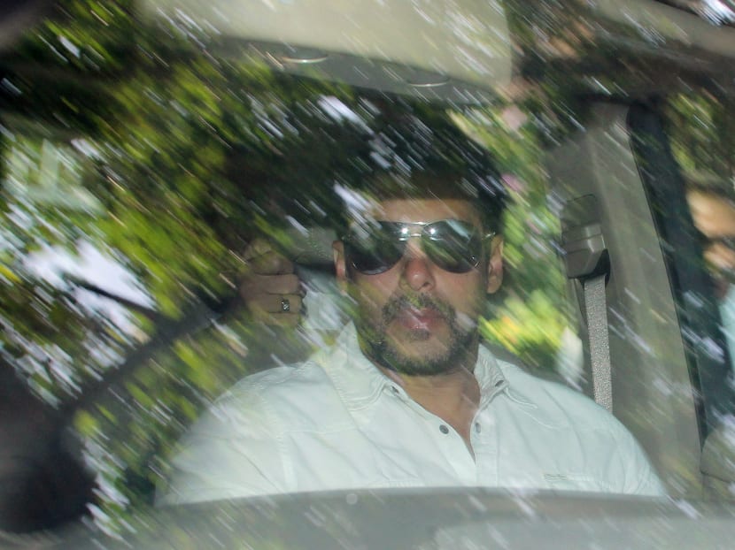 Bollywood actor Salman Khan arrives at a court in Mumbai, India, Wednesday, May 6, 2015. Photo: AP