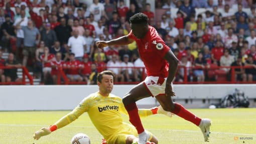 Awoniyi delivers hammer blow as Forest beat West Ham