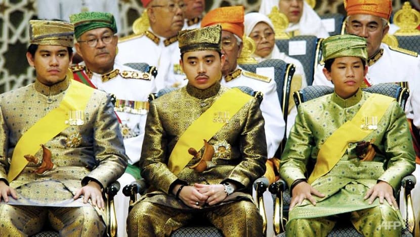 Singapore extends condolences to Sultan of Brunei following death of son Singapore extends condolences to Sultan of Brunei following death of son