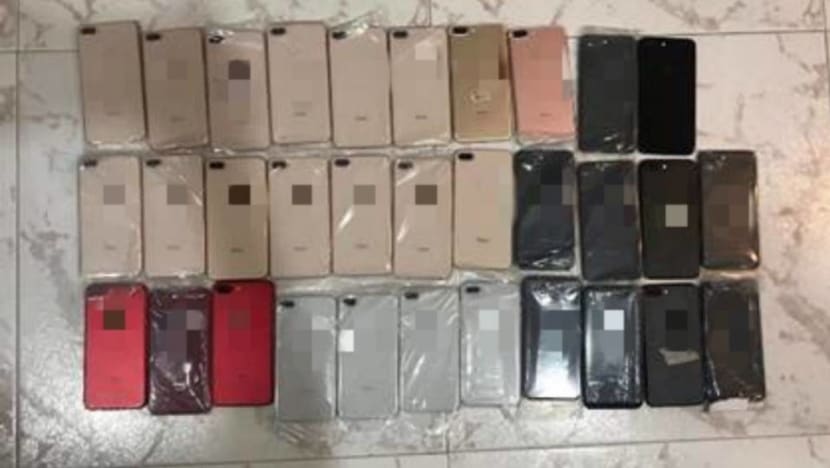 Logistics manager charged with stealing hundreds of iPhones from company