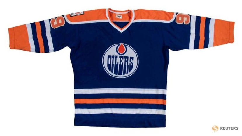 Ice hockey: Wayne Gretzky, Pele, Paul Hornung items headline 'Century of Champions' auction Ice hockey: Wayne Gretzky, Pele, Paul Hornung items headline 'Century of Champions' auction