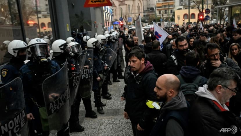 More than 40,000 protest over Greek train tragedy More than 40,000 protest over Greek train tragedy