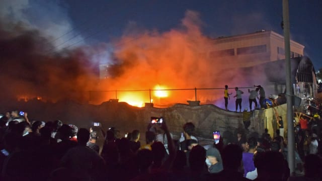伊拉克收治冠病患者医院发生大火 至少66人死亡