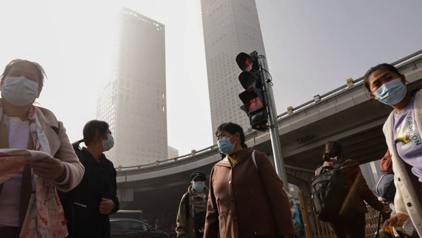China set for abrupt switch from warm to freezing weather in year of extremes