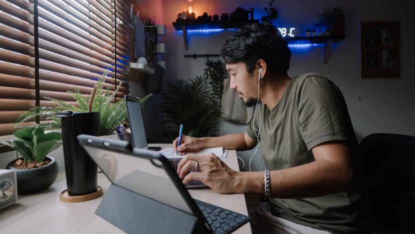 Companies encouraged to have permanent flexible work arrangements, public service to take the lead Companies encouraged to have permanent flexible work arrangements, public service to take the lead