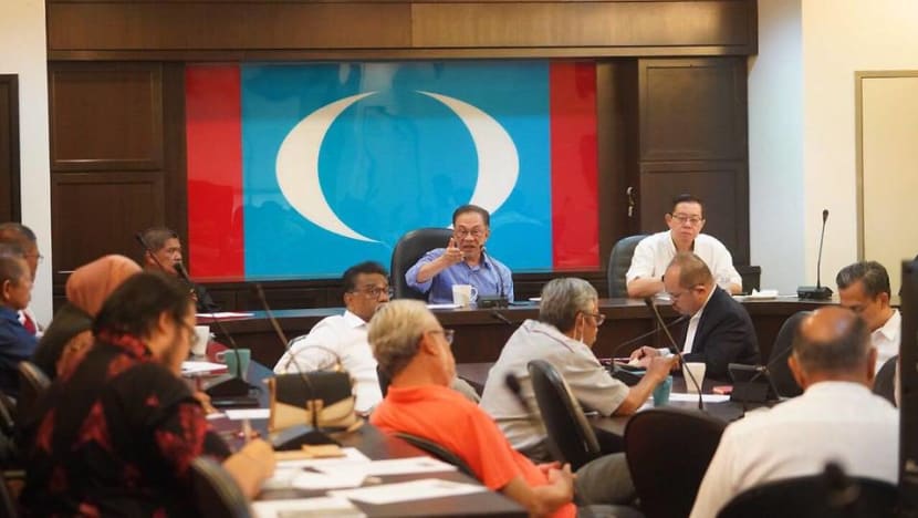 Pakatan Harapan reiterates support for Anwar as PM candidate Pakatan Harapan reiterates support for Anwar as PM candidate