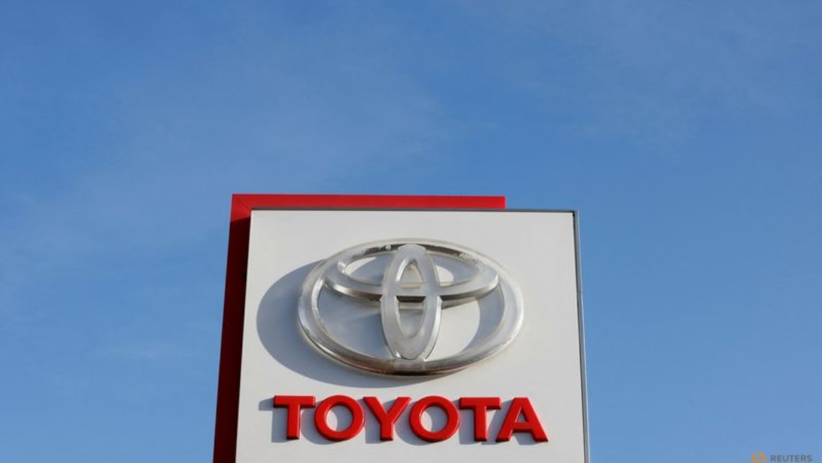 Toyota hiking wage of US factory workers after UAW labor deals Toyota hiking wage of US factory workers after UAW labor deals