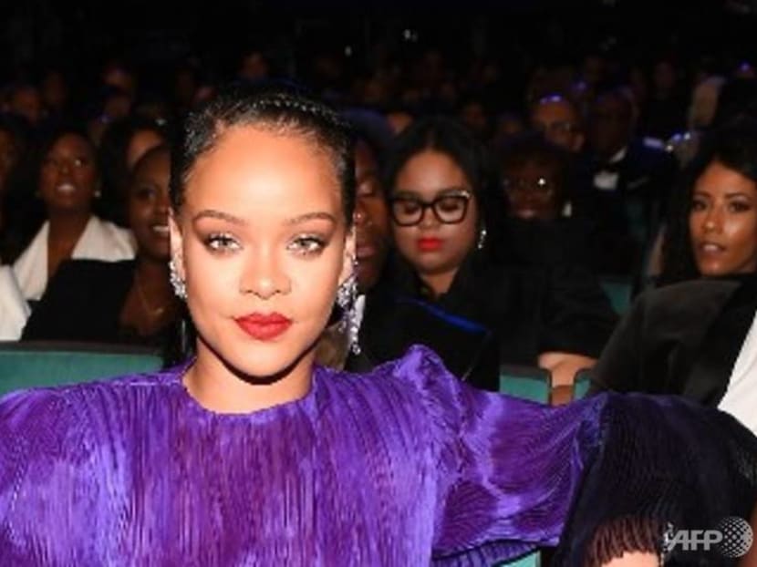 Singer Rihanna suffers black eye, bruising on face after e-scooter accident