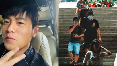 Famously Anti-Paparazzi Jay Chou Took Photogs By Surprise When He Was Nice To Them For A Change