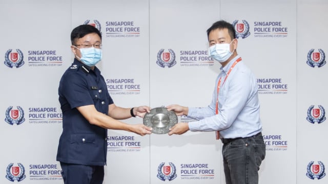 听力练习：六名公众见义勇为获颁公众精神奖