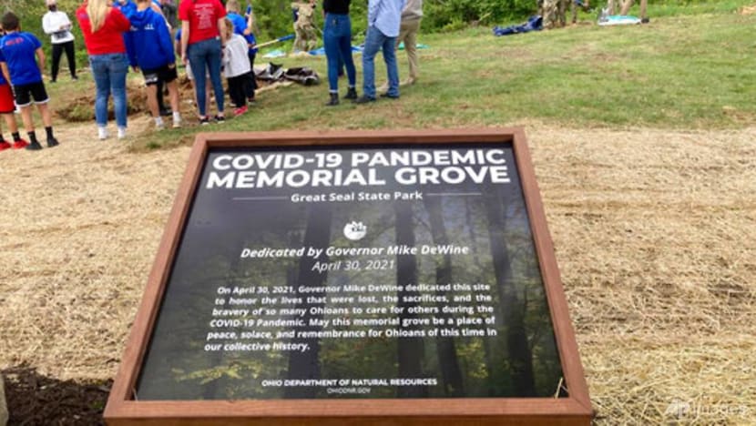 US memorials to victims of COVID-19 pandemic taking shape