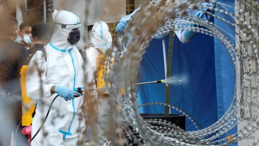 Malaysia records more than 15,500 new COVID-19 cases amid lockdown Malaysia records more than 15,500 new COVID-19 cases amid lockdown