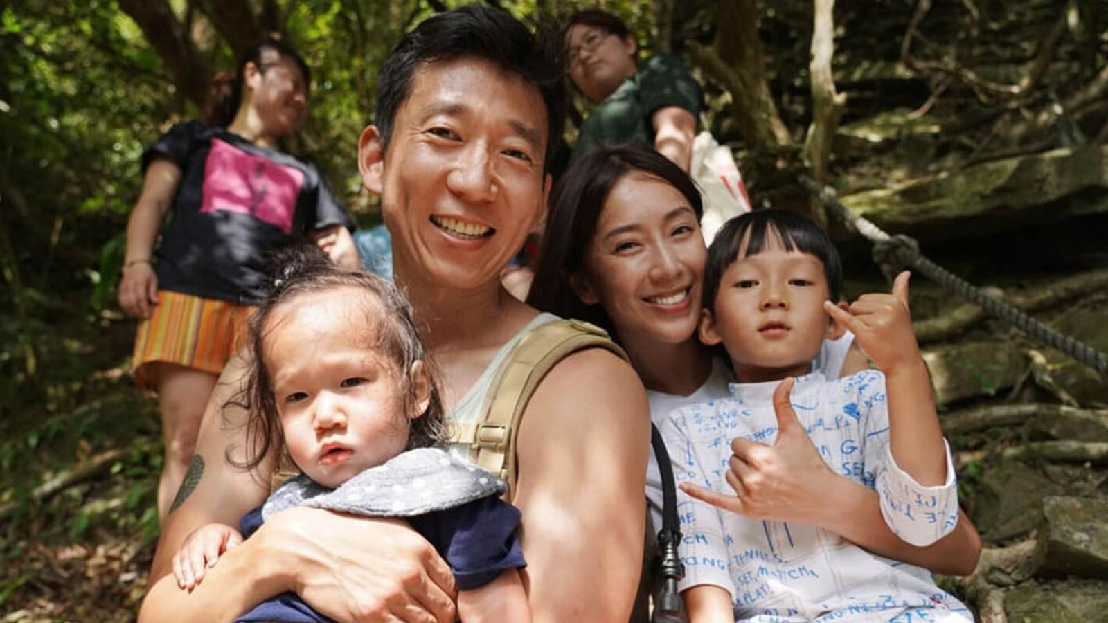 Sonia Sui Has Been Living In The Countryside With Her Family For Two Months Since COVID-19 Broke Out In Taiwan Sonia Sui Has Been Living In The Countryside With Her Family For Two Months Since COVID-19 Broke Out In Taiwan
