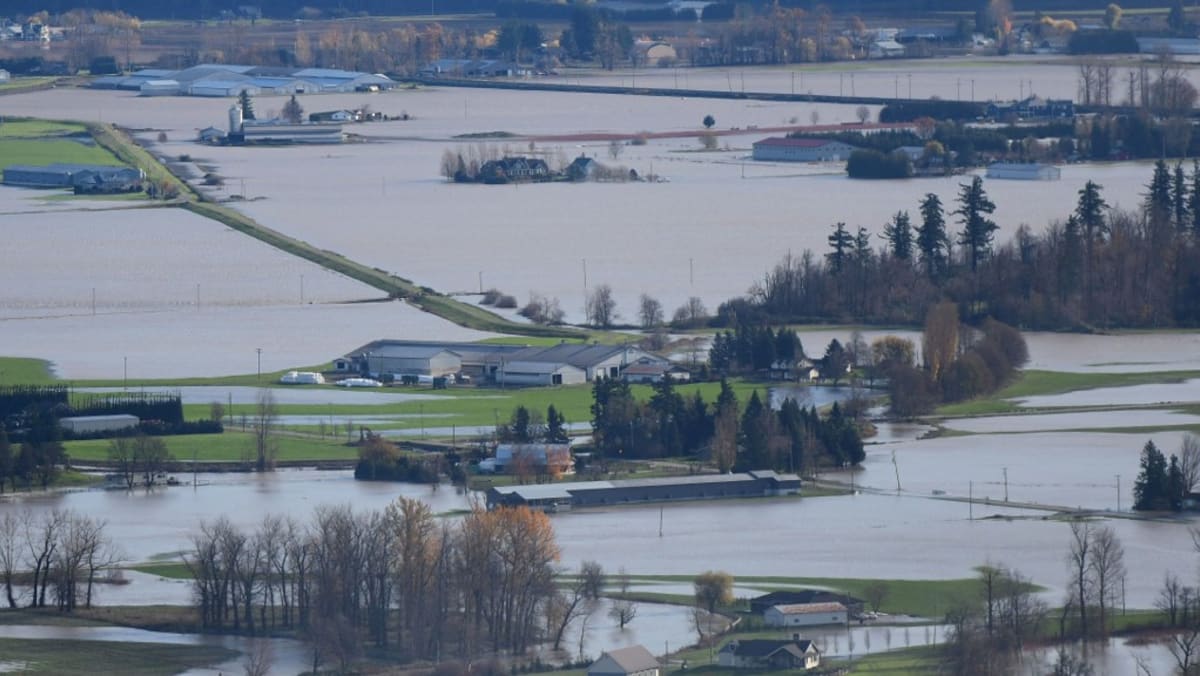 Kanada mengirim militer ke pantai Pasifik yang dilanda banjir