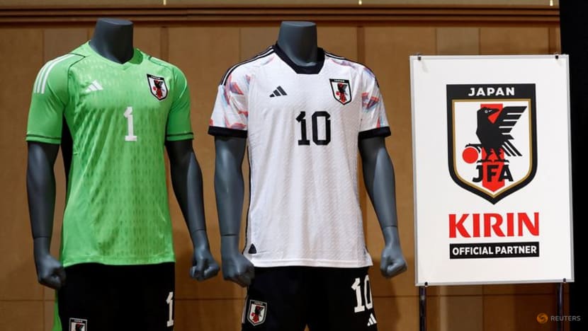 Soccer-Moriyasu targets World Cup quarters as Furuhashi, Osako miss out Soccer-Moriyasu targets World Cup quarters as Furuhashi, Osako miss out