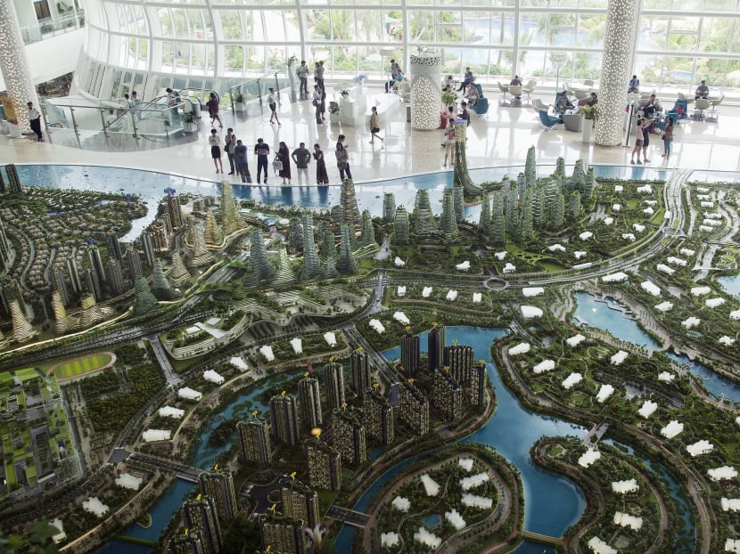 A model of the Forest City development is displayed at the Country Garden Holdings Co. property showroom in Iskandar Malaysia zone of Johor Bahru, Johor, Malaysia, on Tuesday, Nov. 02, 2016. Bloomberg file photo