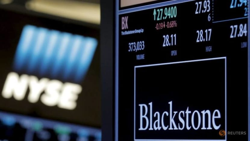 Blackstone, Bill Gates' Cascade join hands for Signature Aviation bid Blackstone, Bill Gates' Cascade join hands for Signature Aviation bid
