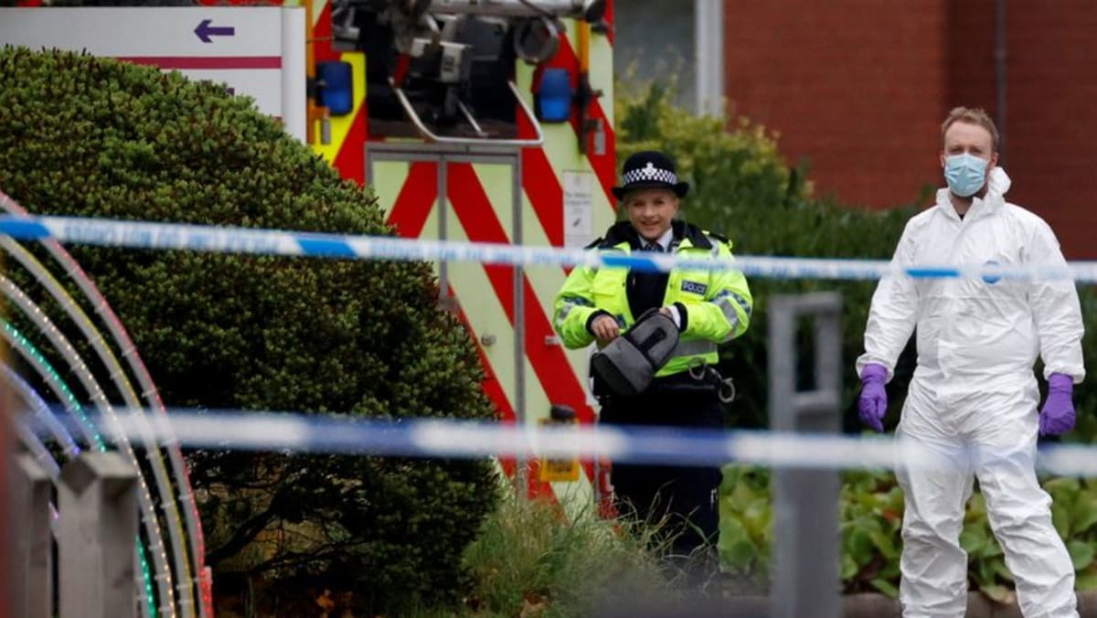 Polisi Inggris mengatakan ledakan taksi Liverpool adalah ‘insiden teroris’