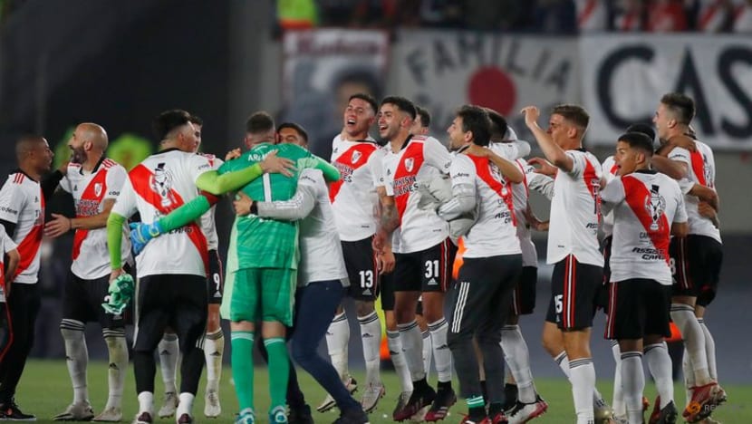 Soccer: River beat Racing to win Argentine league title Soccer: River beat Racing to win Argentine league title