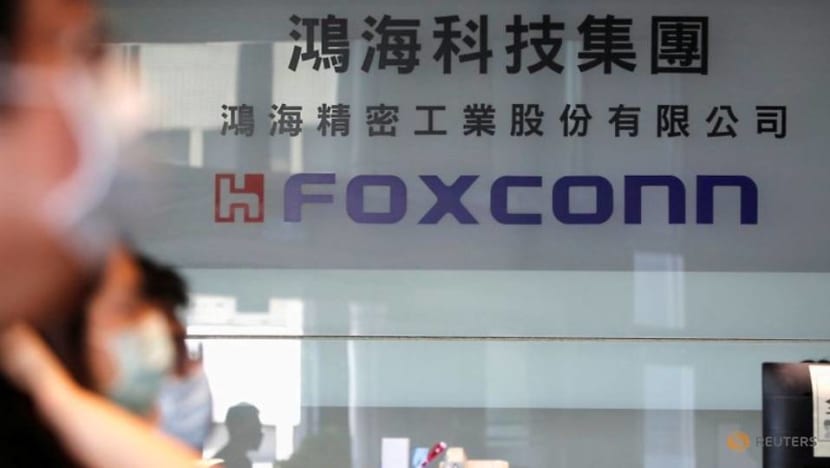 Foxconn and founder Gou apply to buy BioNTech COVID-19 vaccines for Taiwan Foxconn and founder Gou apply to buy BioNTech COVID-19 vaccines for Taiwan