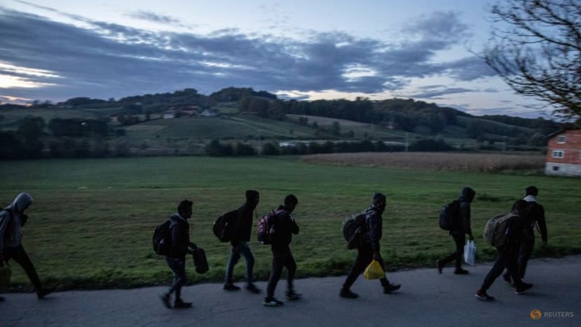 Spanish police take down international people-smuggling ring Spanish police take down international people-smuggling ring