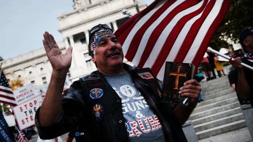 In cities across US, duelling protests sprout up as vote counting drags on In cities across US, duelling protests sprout up as vote counting drags on