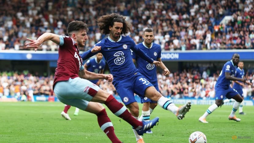 Chelsea come from behind to beat West Ham 2-1 Chelsea come from behind to beat West Ham 2-1