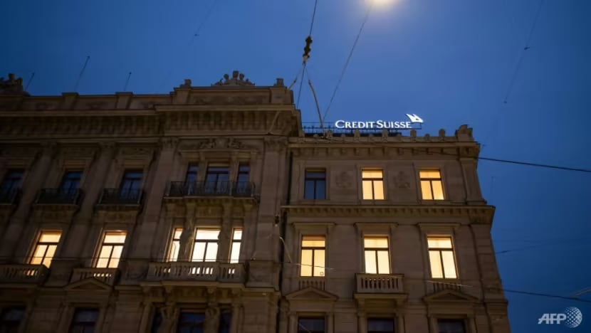 Credit Suisse வங்கியுடன் அதன் போட்டி வங்கியான UBS இணையக்கூடும் Credit Suisse வங்கியுடன் அதன் போட்டி வங்கியான UBS இணையக்கூடும்