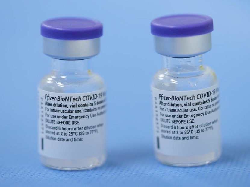 Singapore and Australia will send each other 500,000 doses of Pfizer-BioNTech Covid-19 vaccine at different times, to enable both countries to support each other in optimising their respective schedules for vaccinating their populations. Singapore and Australia will send each other 500,000 doses of Pfizer-BioNTech Covid-19 vaccine at different times, to enable both countries to support each other in optimising their respective schedules for vaccinating their populations.