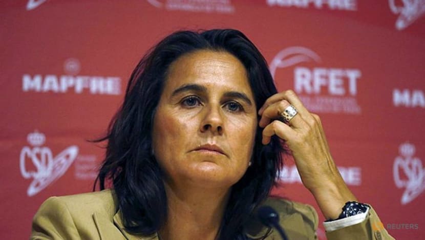 Tennis: Muguruza's coach tests positive for COVID-19 ahead of Qatar Open Tennis: Muguruza's coach tests positive for COVID-19 ahead of Qatar Open