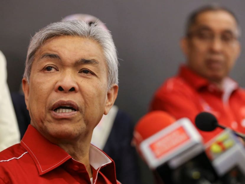 Umno president Ahmad Zahid Hamidi said he took note of Mr Anwar Ibrahim’s plan to meet the King to inform him of his proposition to form the government. Umno president Ahmad Zahid Hamidi said he took note of Mr Anwar Ibrahim’s plan to meet the King to inform him of his proposition to form the government.