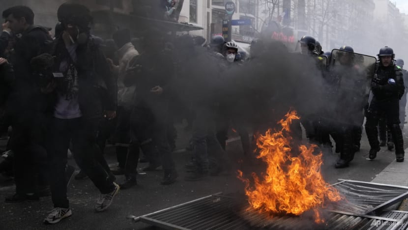 Fresh pension protests hit France before key court ruling Fresh pension protests hit France before key court ruling