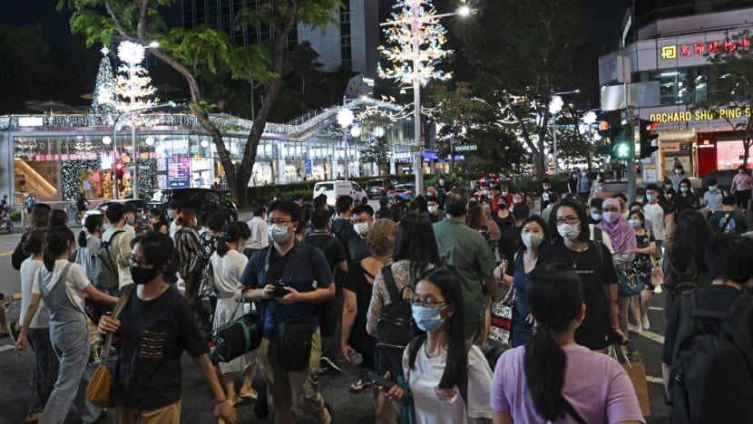 'Enhanced patrols' at Orchard Road on Christmas Eve as large crowds expected 'Enhanced patrols' at Orchard Road on Christmas Eve as large crowds expected