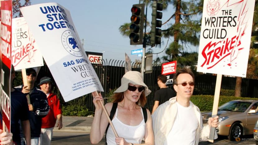 Hollywood actors, studios agree to media blackout for labor talks