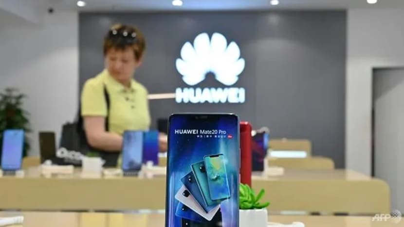 Huawei-யின் அனைத்துலக ஏற்றுமதி 60% விழுக்காடு வரை சரியலாம்