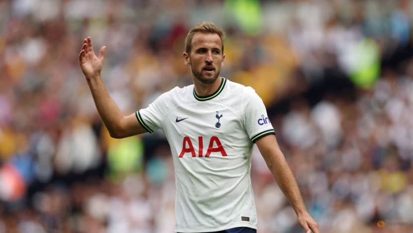 England's Kane credits personal physio with helping resolve ankle problems England's Kane credits personal physio with helping resolve ankle problems
