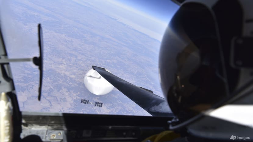 Pentagon releases US pilot's selfie with Chinese spy balloon