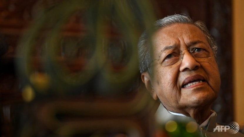"Ini berlaku hanya di zaman Najib," kata Dr Mahathir mengenai insiden tampar