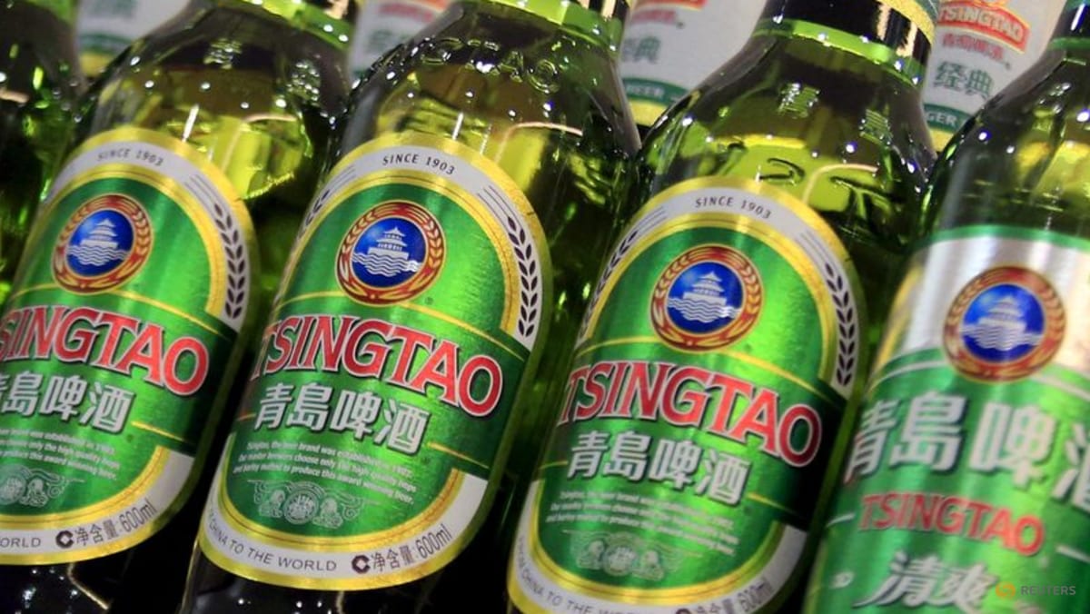 Chinese brewer Tsingtao alerts police after worker filmed urinating in tank