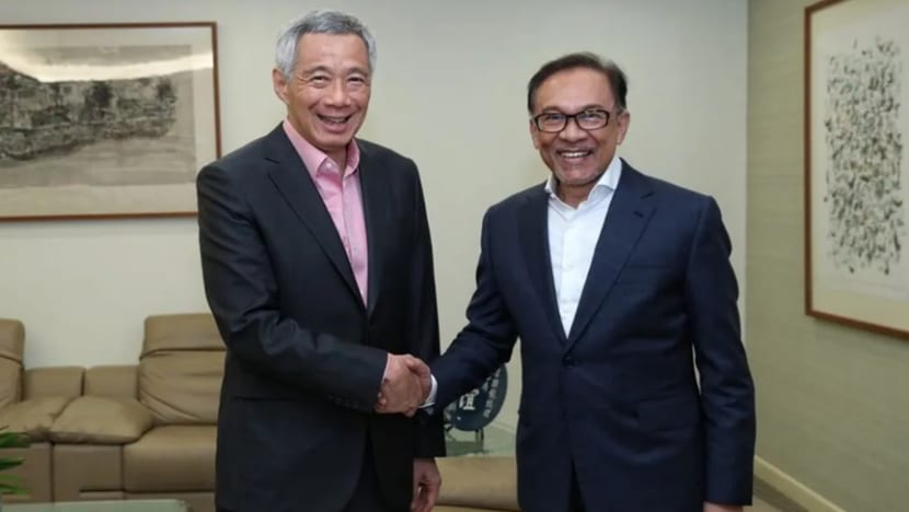 PM Lee pelawa Anwar melawat Singapura
