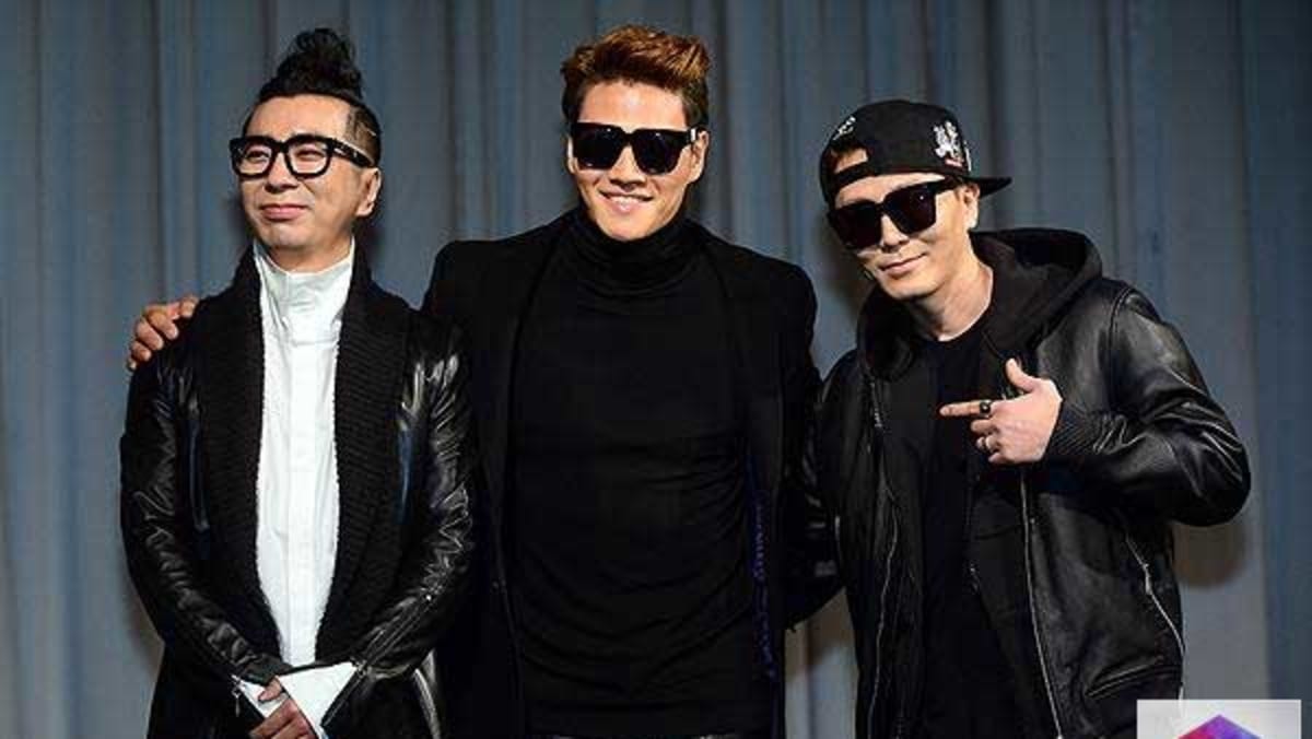 Photo] Kim Jong Kook and Turbo Members Hold Comeback Listening Event - 8days