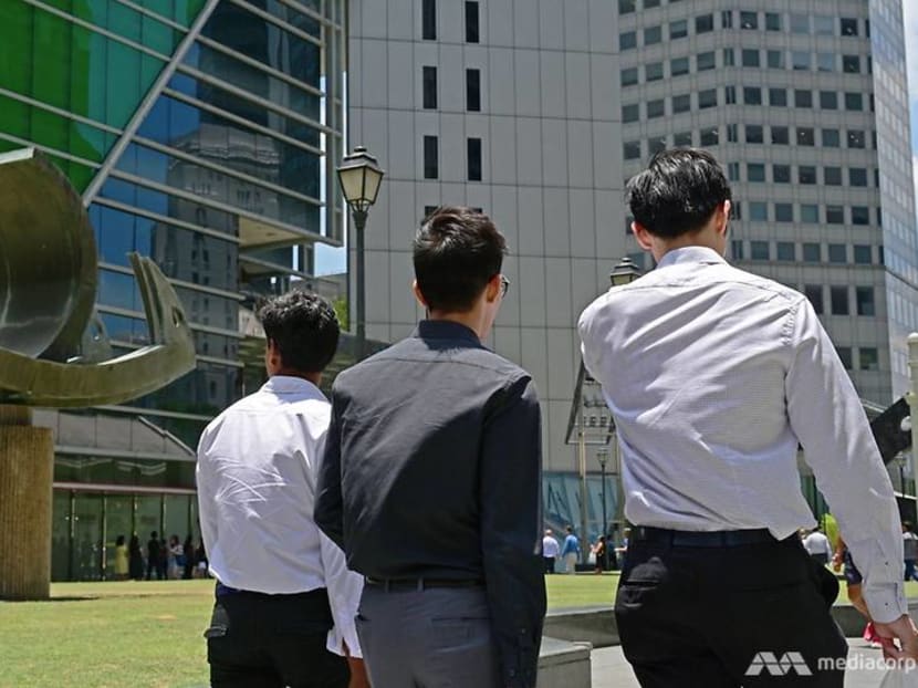 Commentary: Shorts and slippers aren’t sloppy – they’re sensible attire for Singapore’s weather Commentary: Shorts and slippers aren’t sloppy – they’re sensible attire for Singapore’s weather