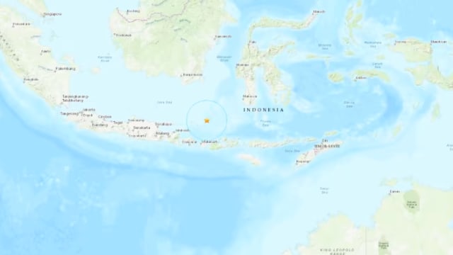 印尼峇厘岛岸外水域发生7级地震