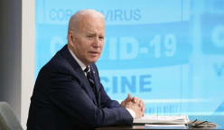 Businesses react to ruling against Biden's COVID-19  vaccine mandate