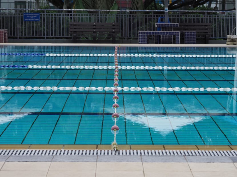 Swimmers cannot cancel their ActiveSG pool bookings and are told to go home if it starts raining, says the writer.